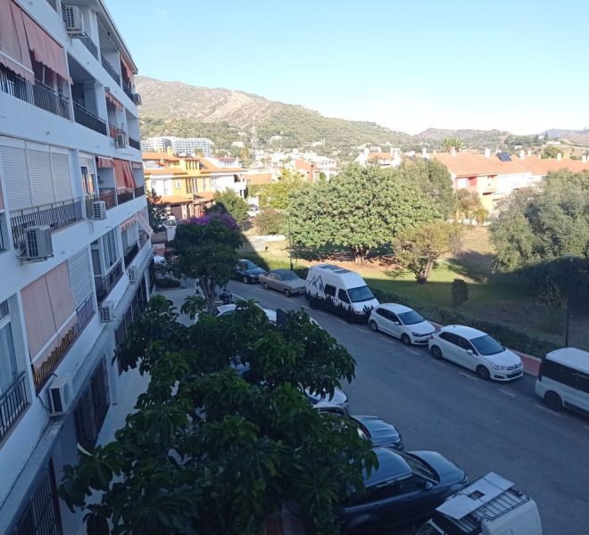 R5264161-Image 1-Middle Floor Apartment - 2 Beds - 68 Built