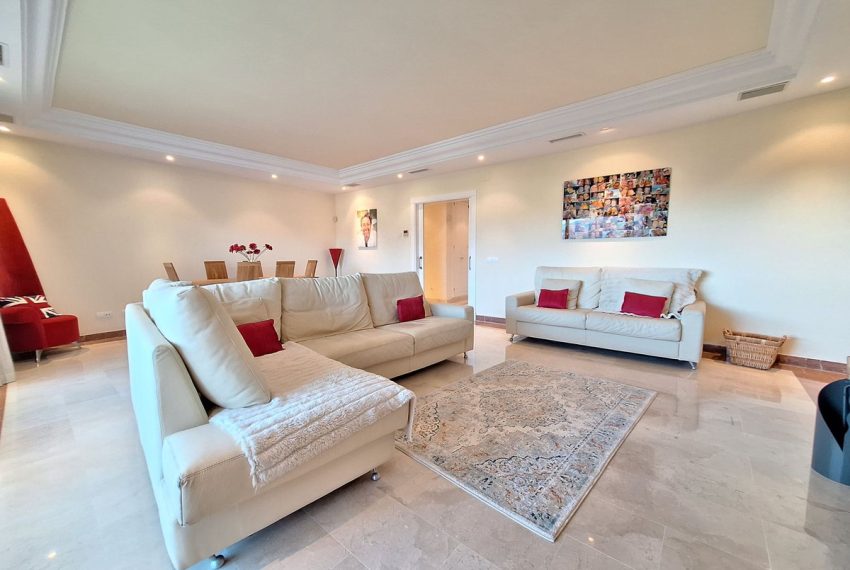 R5264248-Apartment-For-Sale-Nueva-Andalucia-Penthouse-Duplex-3-Beds-229-Built-1