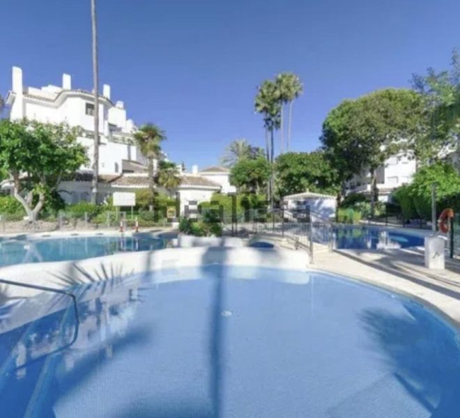 R5264320-Image 1-Ground Floor Apartment - 3 Beds - 210 Built