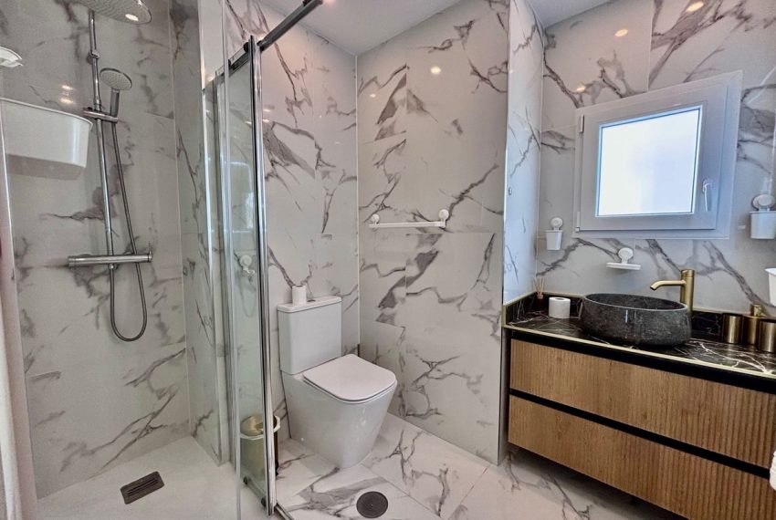 R5264401-Apartment-For-Sale-Marbella-Penthouse-2-Beds-75-Built-6