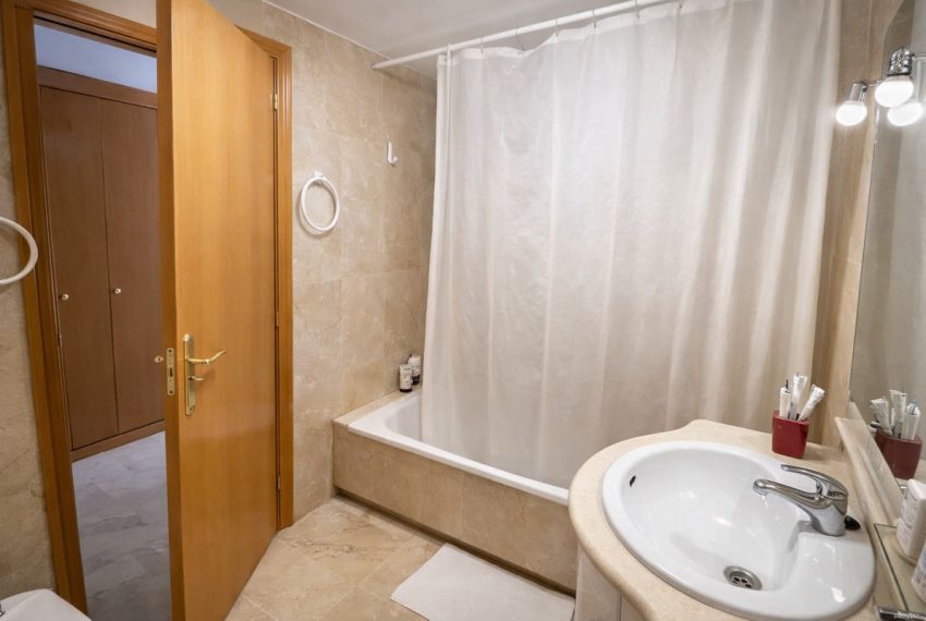 R5264497-Apartment-For-Sale-Guadalmina-Alta-Middle-Floor-Apartment-2-Beds-114-Built-8