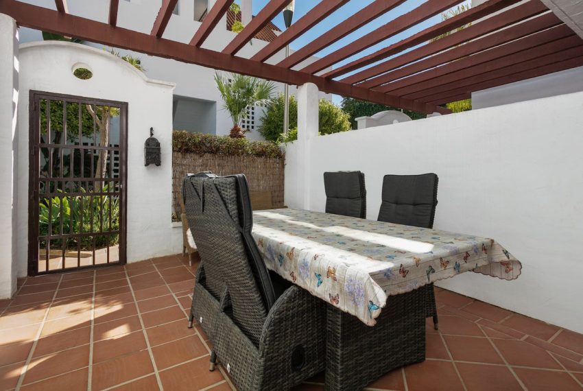 R5264716-Apartment-For-Sale-Nueva-Andalucia-Ground-Floor-Apartment-3-Beds-155-Built-1