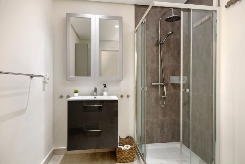 R5264716-Apartment-For-Sale-Nueva-Andalucia-Ground-Floor-Apartment-3-Beds-155-Built-4