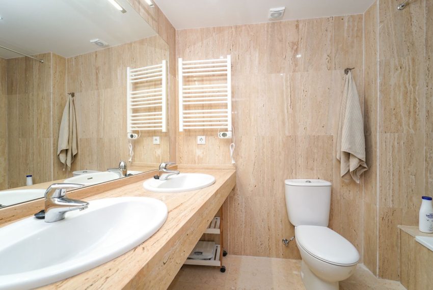 R5264863-Apartment-For-Sale-Elviria-Penthouse-2-Beds-111-Built-8