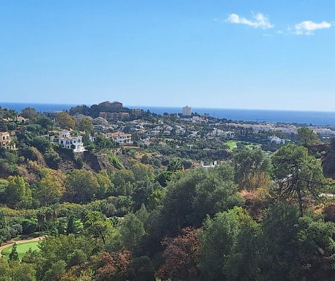 R5265523-Image 1-Middle Floor Apartment - 2 Beds - 110 Built