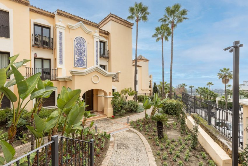 R5265595-Apartment-For-Sale-Benahavis-Ground-Floor-Apartment-2-Beds-227-Built