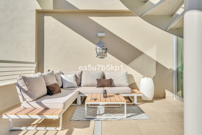 R5265760-Apartment-For-Sale-Estepona-Penthouse-2-Beds-90-Built-11