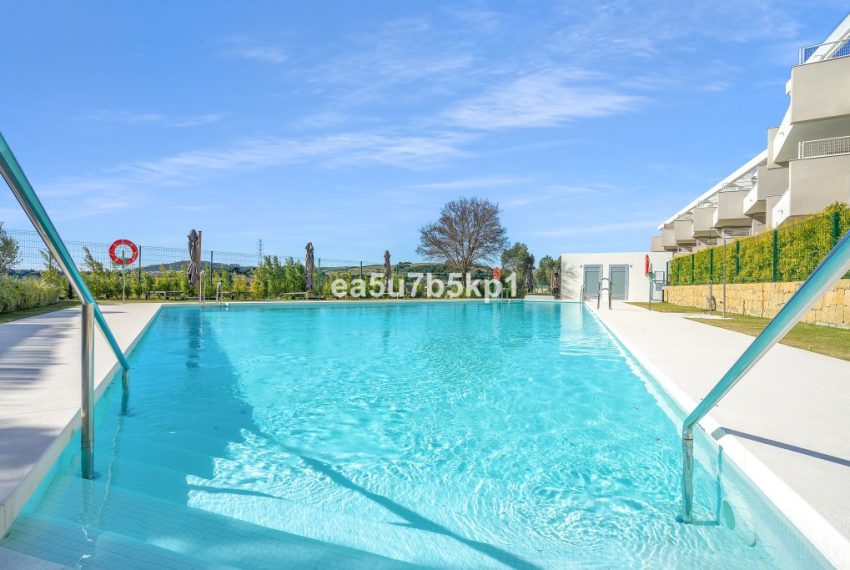 R5265760-Apartment-For-Sale-Estepona-Penthouse-2-Beds-90-Built