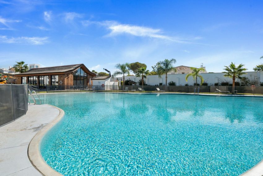 R5271487-Apartment-For-Sale-Benahavis-Ground-Floor-Apartment-3-Beds-112-Built