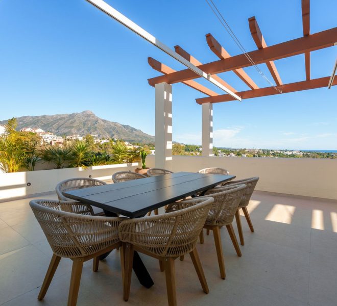 R5272087-Image 1-Penthouse Duplex - 3 Beds - 183 Built