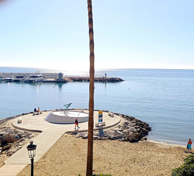 R5272246-Image 1-Middle Floor Apartment - 1 Beds - 51 Built