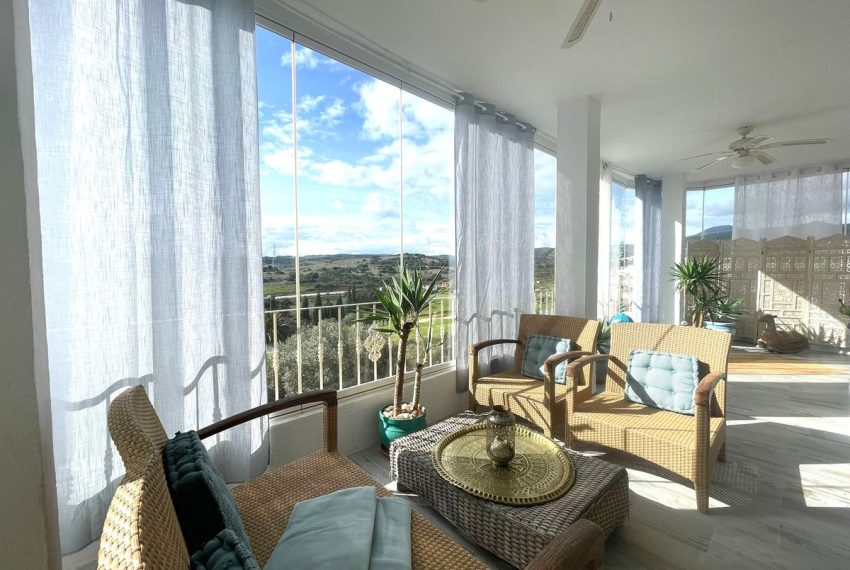 R5272867-Apartment-For-Sale-Estepona-Penthouse-2-Beds-90-Built