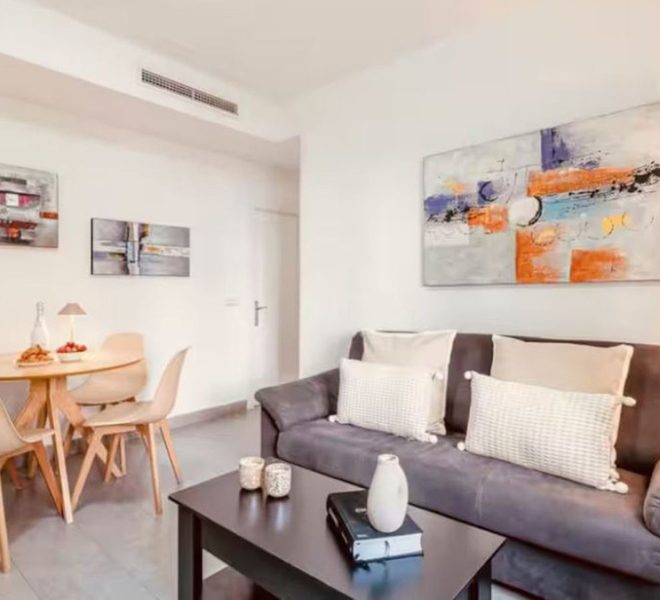 R5272876-Image 1-Ground Floor Apartment - 3 Beds - 85 Built