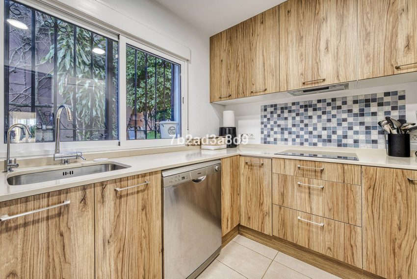 R5273944-Apartment-For-Sale-Nueva-Andalucia-Middle-Floor-Apartment-5-Beds-229-Built-6