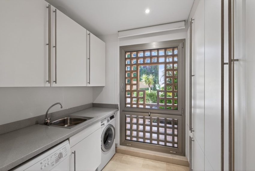 R5274064-Apartment-For-Sale-Marbella-Ground-Floor-Apartment-2-Beds-157-Built-17