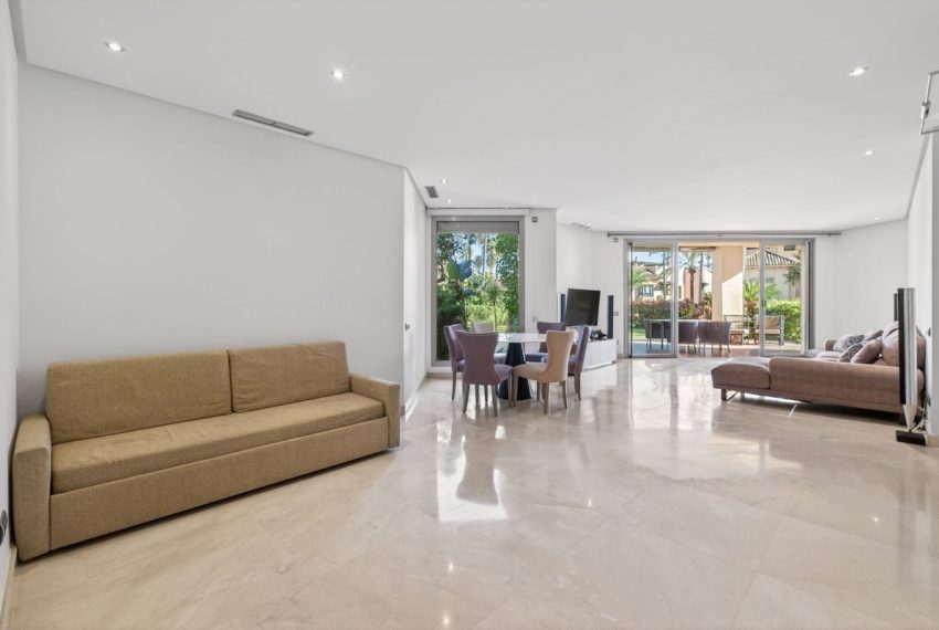 R5274064-Apartment-For-Sale-Marbella-Ground-Floor-Apartment-2-Beds-157-Built-2