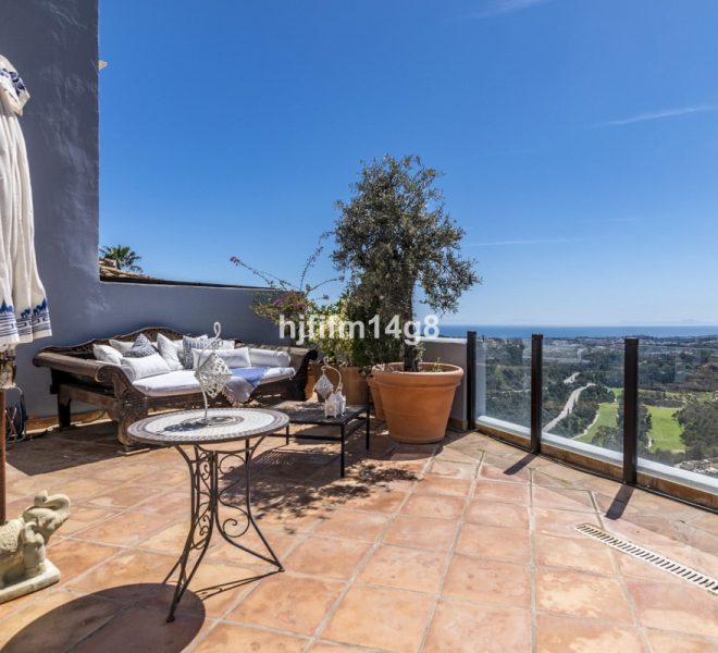 R5274394-Image 1-Townhouse - 3 Beds - 167 Built