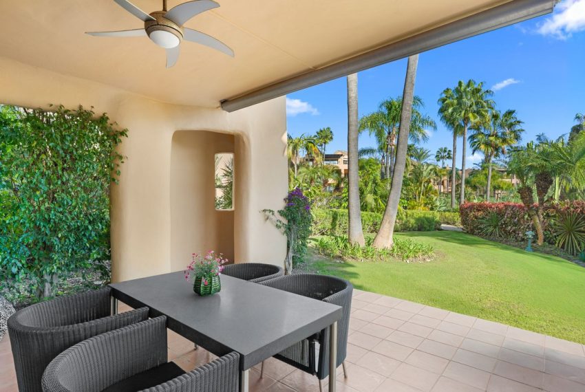 R5274760-Apartment-For-Sale-The-Golden-Mile-Ground-Floor-Apartment-2-Beds-157-Built-14