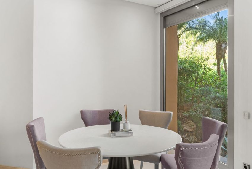 R5274760-Apartment-For-Sale-The-Golden-Mile-Ground-Floor-Apartment-2-Beds-157-Built-5