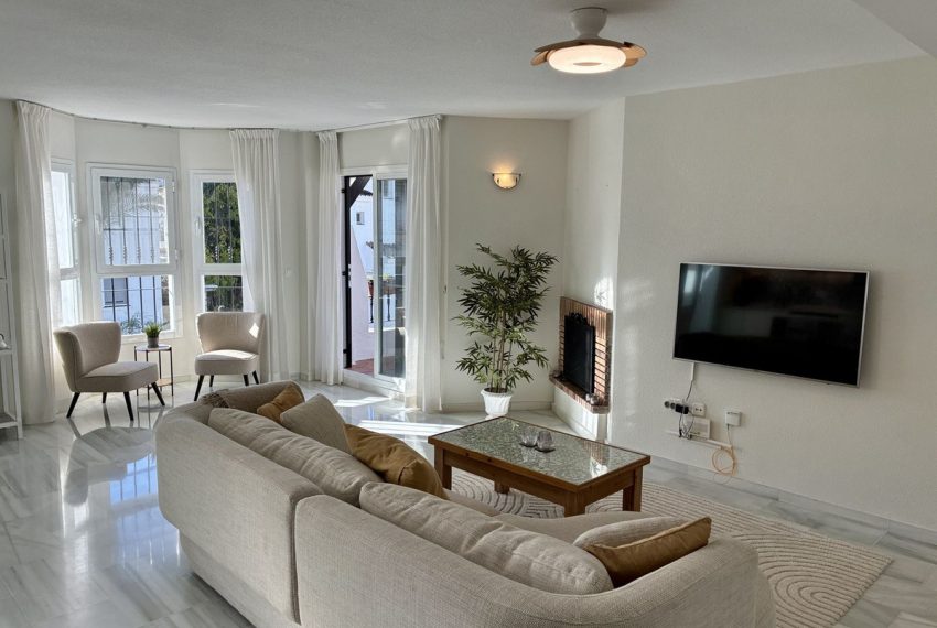 R5274808-Apartment-For-Sale-Nueva-Andalucia-Penthouse-Duplex-2-Beds-112-Built-1