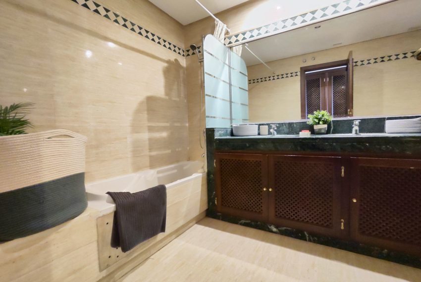 R5283148-Apartment-For-Sale-Marbella-Ground-Floor-Apartment-2-Beds-136-Built-8