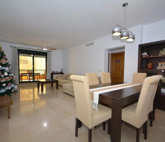 R5283196-Image 1-Middle Floor Apartment - 3 Beds - 150 Built