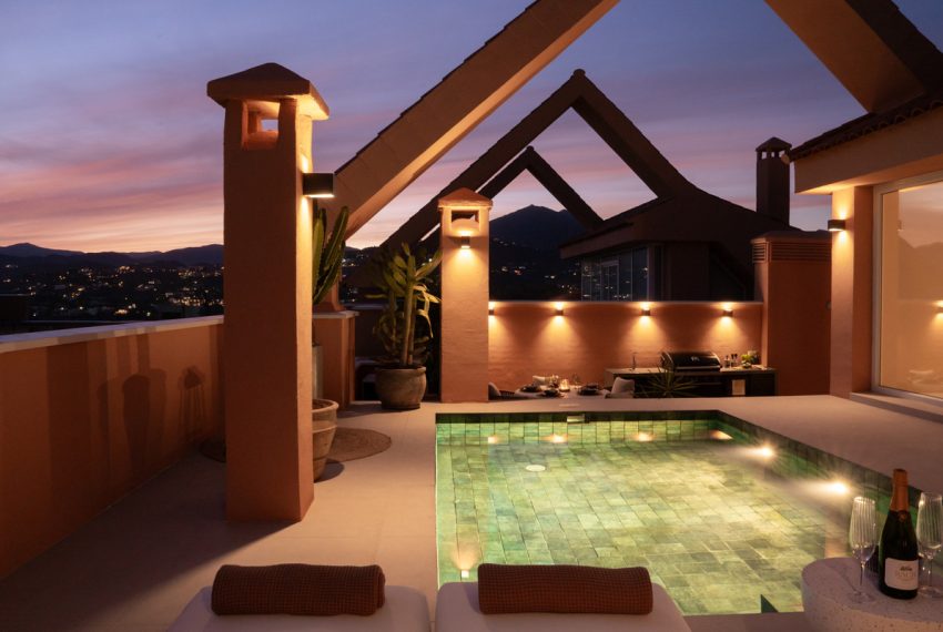 R5283343-Apartment-For-Sale-Nueva-Andalucia-Penthouse-3-Beds-170-Built