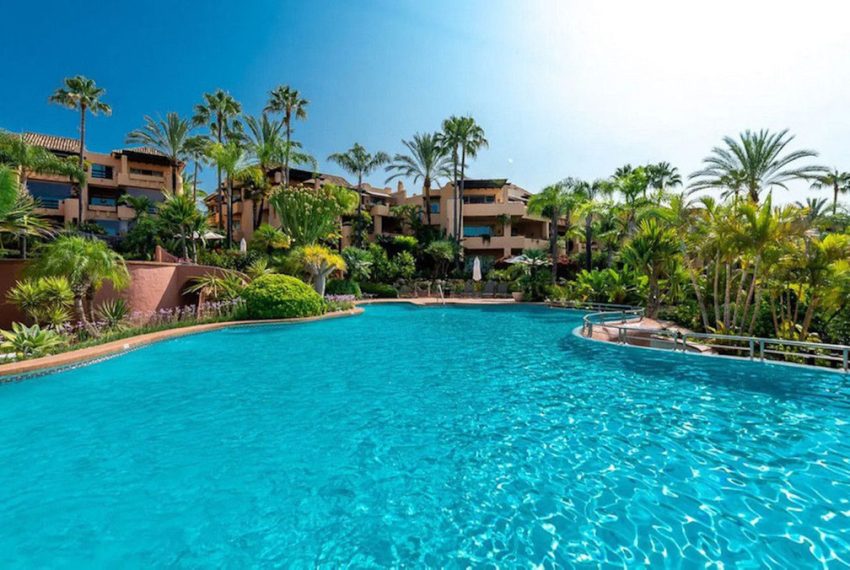 R5283814-Apartment-For-Sale-Sierra-Blanca-Ground-Floor-Apartment-3-Beds-176-Built