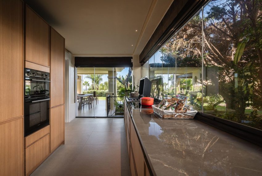 R5283883-Apartment-For-Sale-Nueva-Andalucia-Ground-Floor-Apartment-4-Beds-250-Built-12