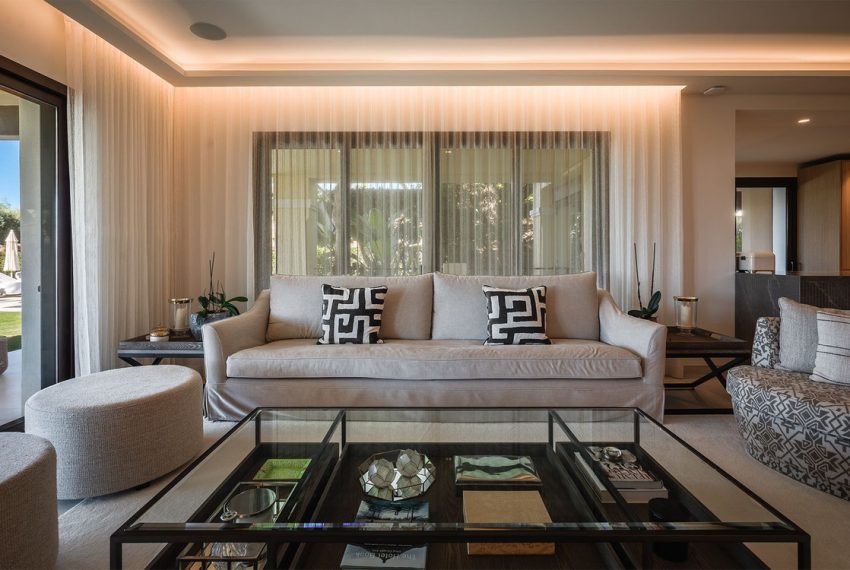 R5283883-Apartment-For-Sale-Nueva-Andalucia-Ground-Floor-Apartment-4-Beds-250-Built-4