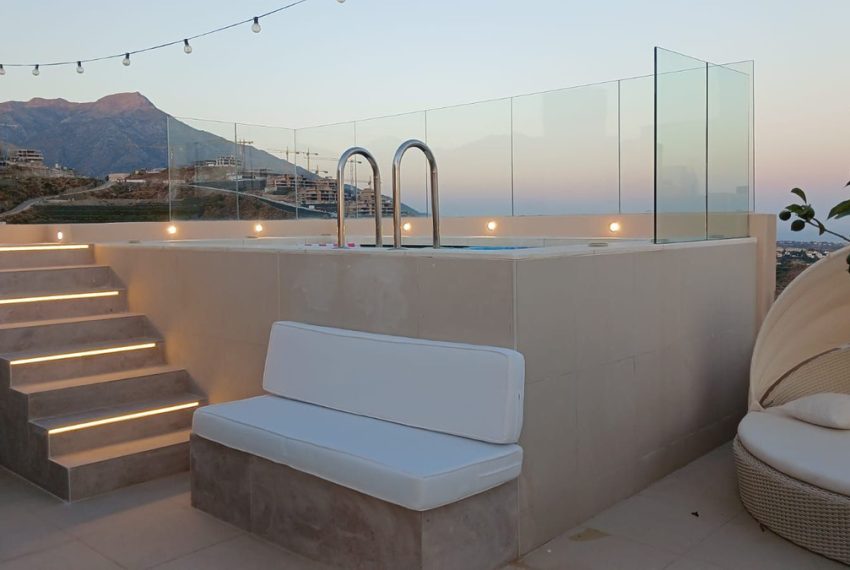 R5285803-Apartment-For-Sale-La-Quinta-Penthouse-3-Beds-154-Built