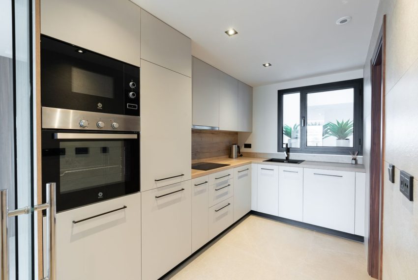 R5285851-Apartment-For-Sale-Nueva-Andalucia-Ground-Floor-Apartment-2-Beds-137-Built-7