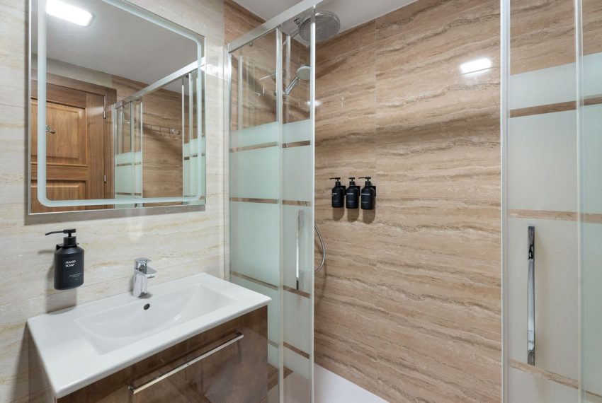 R5285914-Apartment-For-Sale-Nueva-Andalucia-Top-Floor-Apartment-3-Beds-116-Built-13