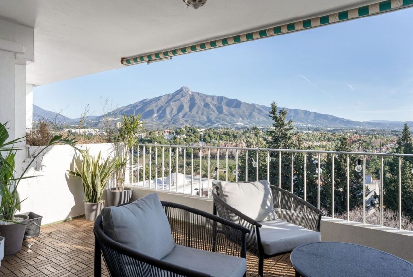 R5285914-Apartment-For-Sale-Nueva-Andalucia-Top-Floor-Apartment-3-Beds-116-Built