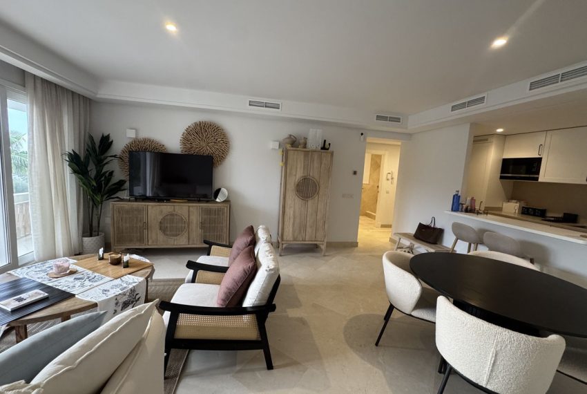 R5286028-Apartment-For-Sale-Aloha-Ground-Floor-Apartment-2-Beds-106-Built-3