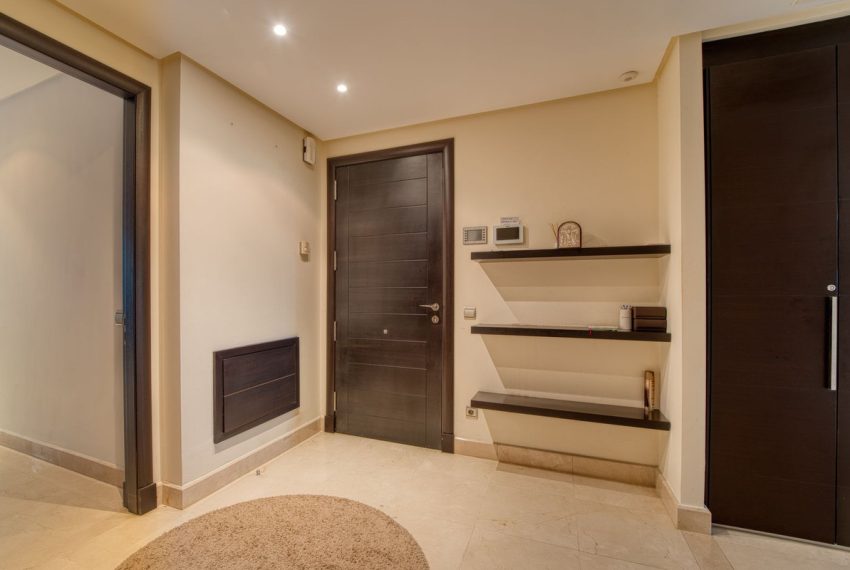 R5286403-Apartment-For-Sale-Nueva-Andalucia-Ground-Floor-Apartment-2-Beds-211-Built-18