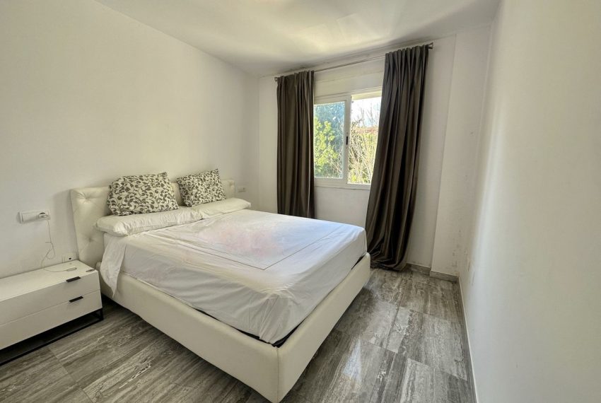 R5286520-Apartment-For-Sale-The-Golden-Mile-Middle-Floor-Apartment-1-Beds-60-Built-5