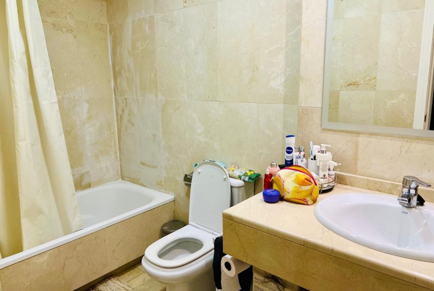 R5287945-Apartment-For-Sale-The-Golden-Mile-Ground-Floor-Apartment-2-Beds-89-Built-13