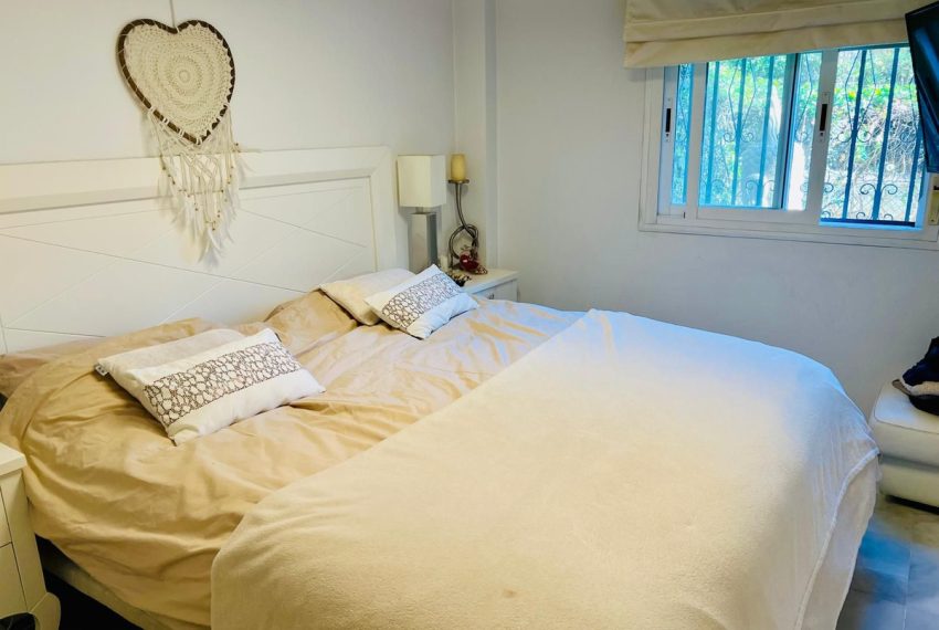 R5287945-Apartment-For-Sale-The-Golden-Mile-Ground-Floor-Apartment-2-Beds-89-Built-15