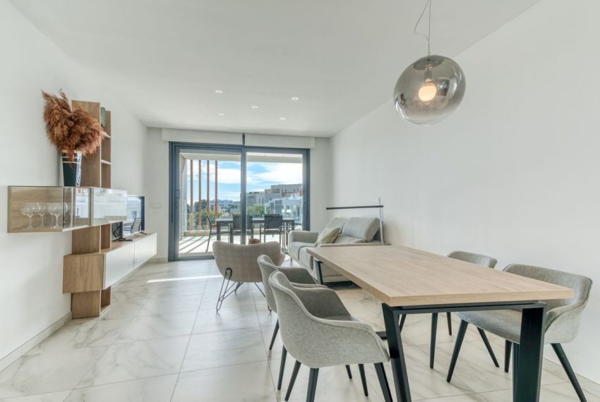 R5288104-Apartment-For-Sale-Estepona-Penthouse-2-Beds-99-Built-2