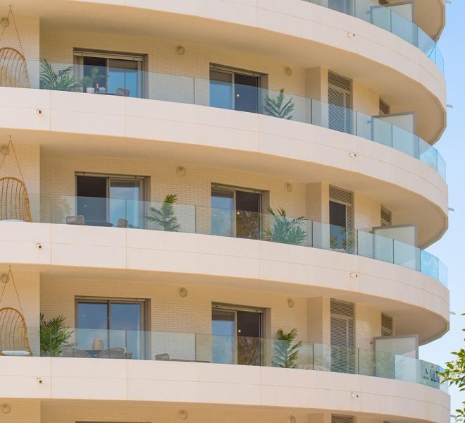 R5288119-Image 1-Middle Floor Apartment - 2 Beds - 166 Built