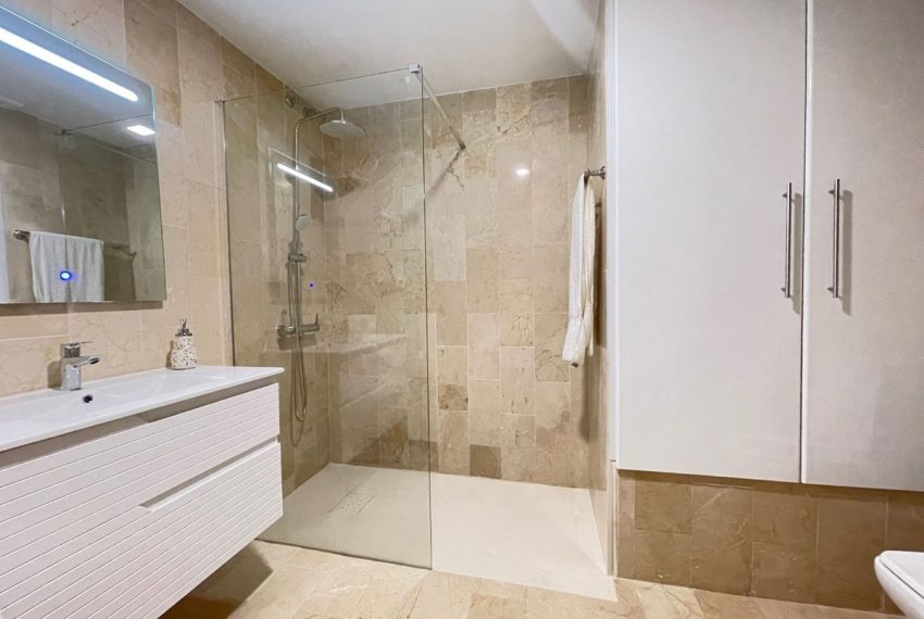 R5288785-Apartment-For-Sale-Las-Brisas-Ground-Floor-Apartment-1-Beds-61-Built-10