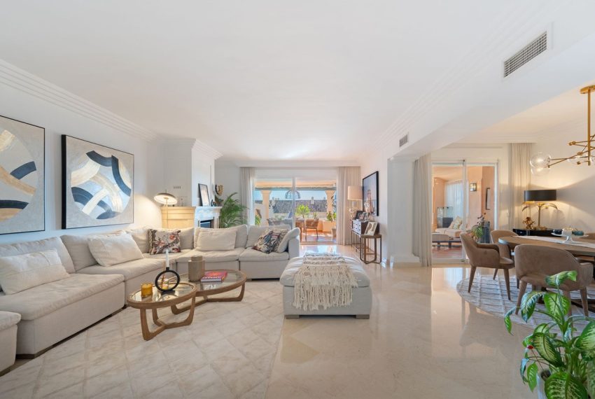 R5288830-Apartment-For-Sale-Nueva-Andalucia-Ground-Floor-Apartment-3-Beds-287-Built-1