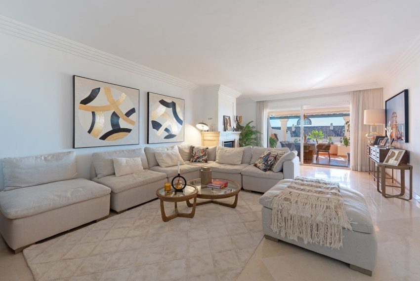 R5288830-Apartment-For-Sale-Nueva-Andalucia-Ground-Floor-Apartment-3-Beds-287-Built-3