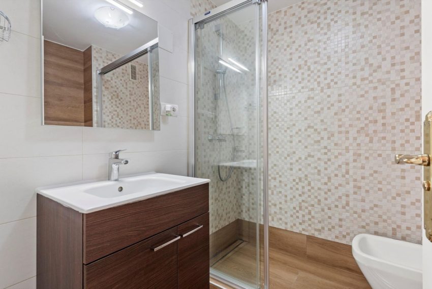 R5289496-Apartment-For-Sale-San-Pedro-de-Alcantara-Penthouse-Duplex-3-Beds-232-Built-12