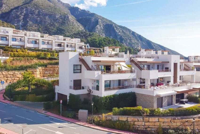 R5289577-Apartment-For-Sale-Istan-Penthouse-3-Beds-140-Built-1