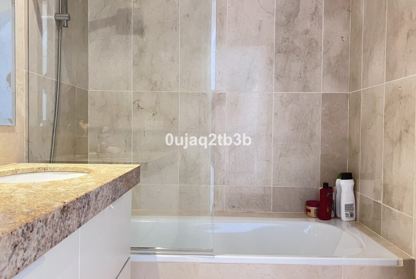 R5291482-Apartment-For-Sale-Nueva-Andalucia-Duplex-4-Beds-216-Built-14