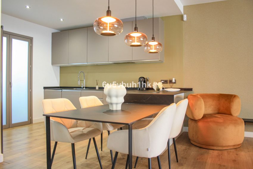 R5291626-Apartment-For-Sale-Marbella-Ground-Floor-Apartment-4-Beds-248-Built-8