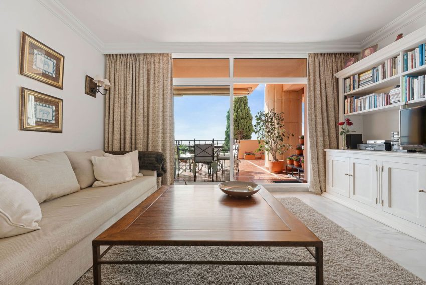 R5292058-Apartment-For-Sale-Nueva-Andalucia-Middle-Floor-Apartment-2-Beds-116-Built-1