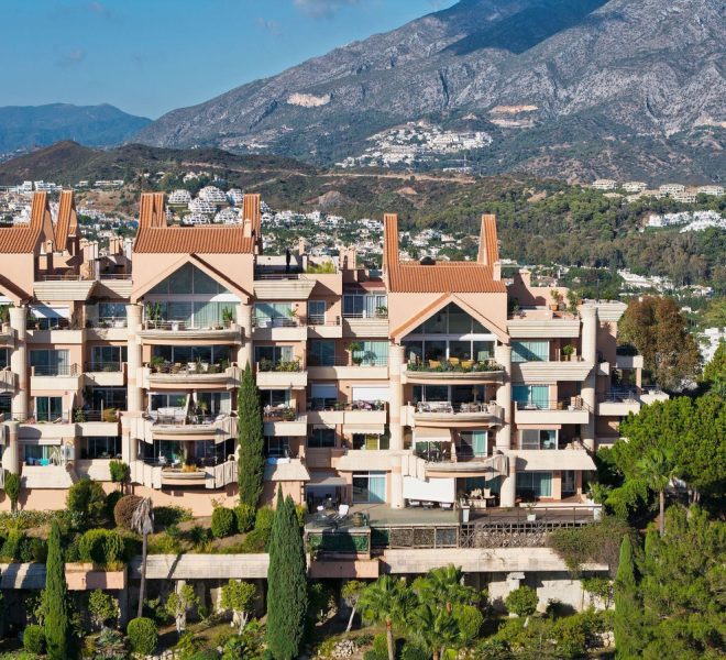 R5292058-Image 1-Middle Floor Apartment - 2 Beds - 116 Built